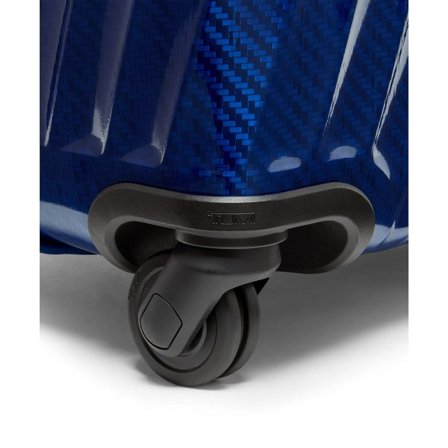 19 Degree Lite Extended Trip 4 Wheel Packing Case