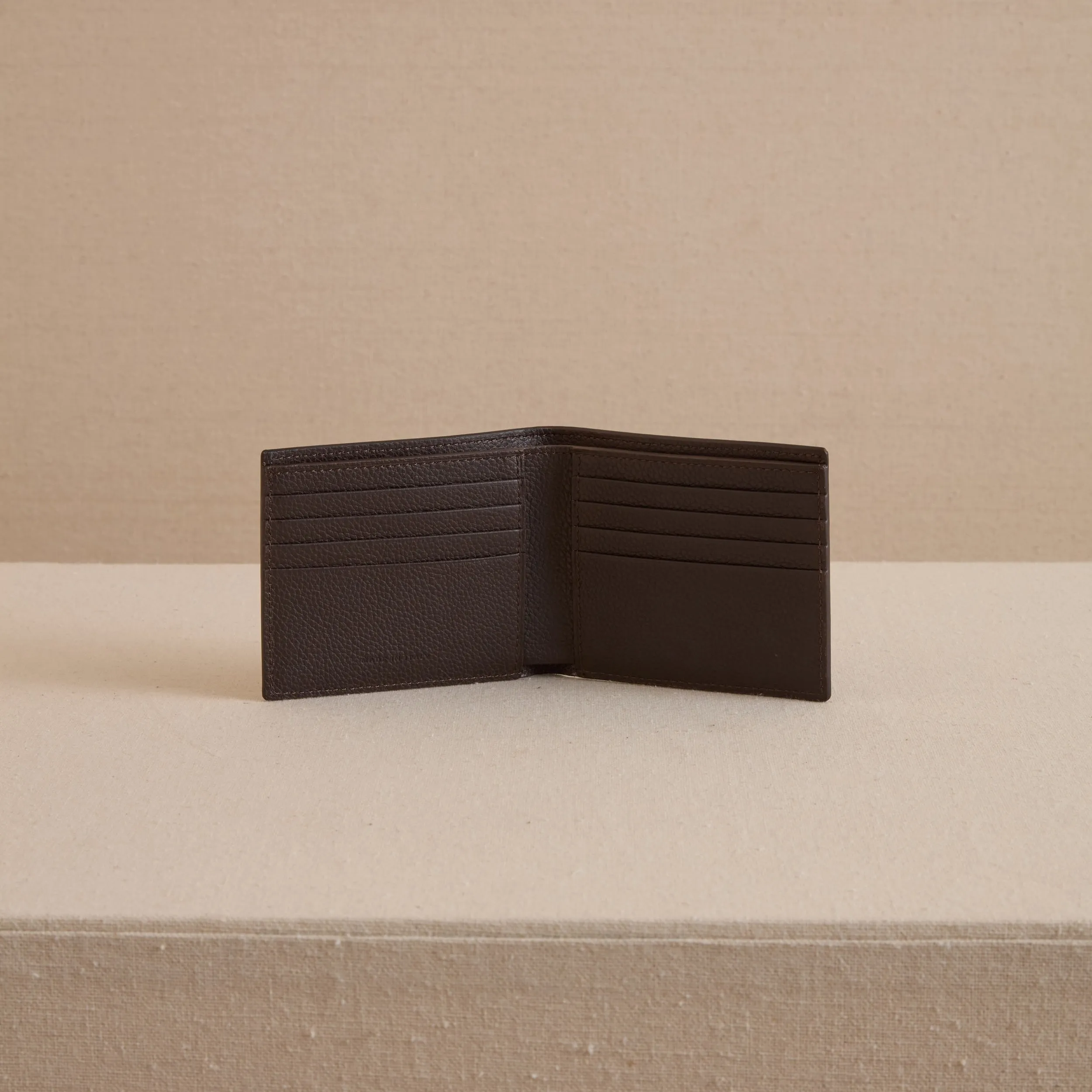 Bi-Fold Wallet in Chocolate