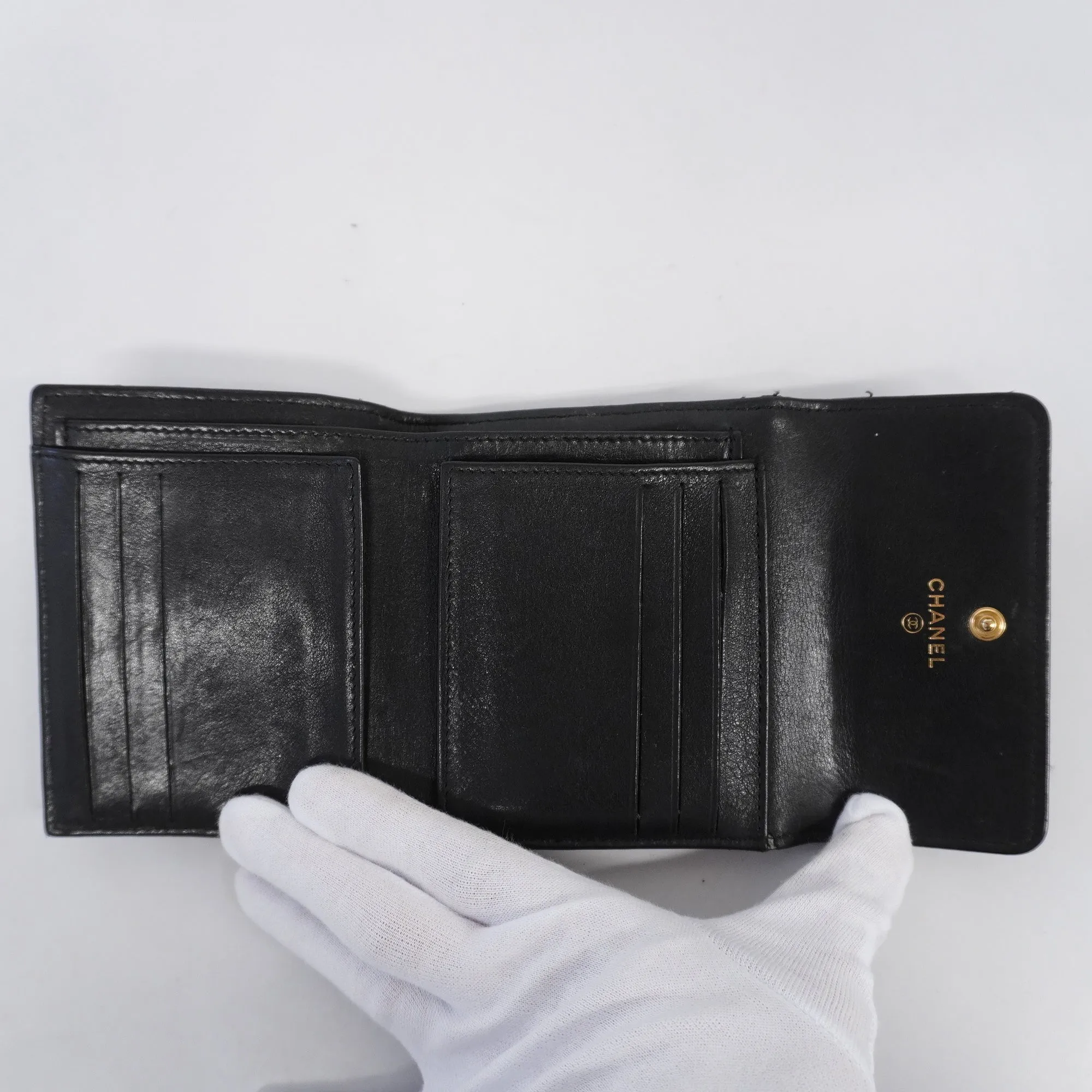CHANEL   Matelasse Tri-fold Wallet Gold Hardware Lambskin Wallet Black