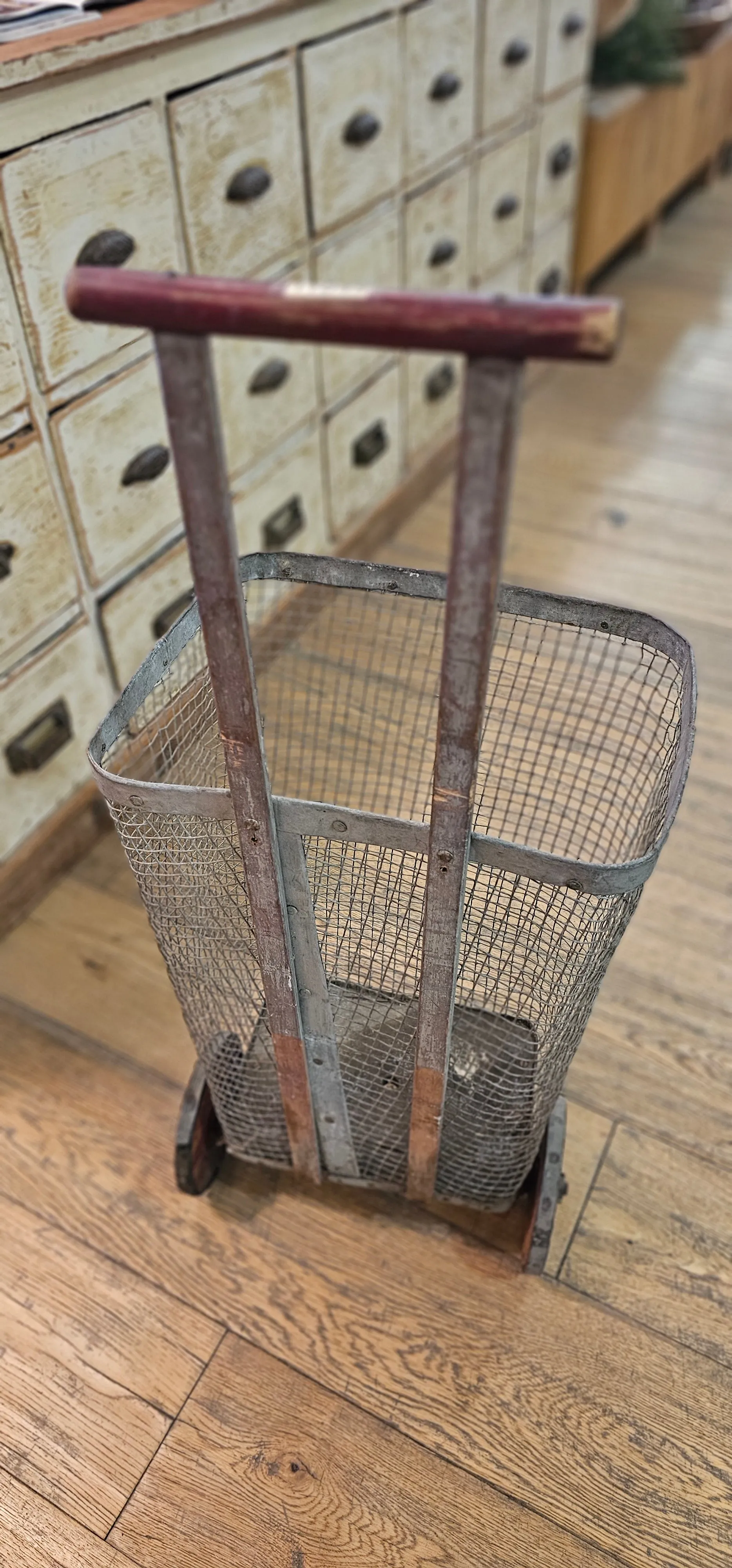 Metal Mesh 2 Wheeled Shopping Basket